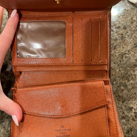 LV monogram tri fold wallet - Picture 4 of 9